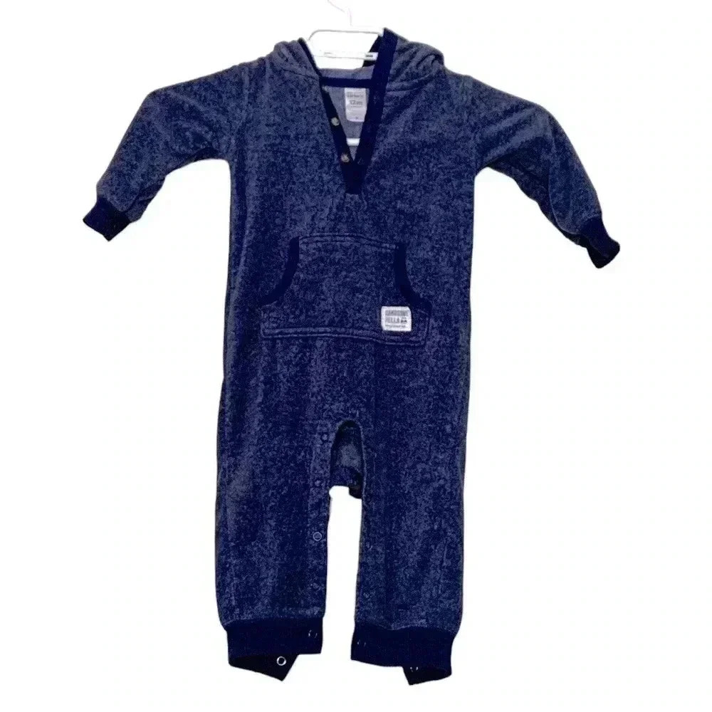 Carters soft fleece sleeper w hood (with ears), snap legs, kitty cat on the back